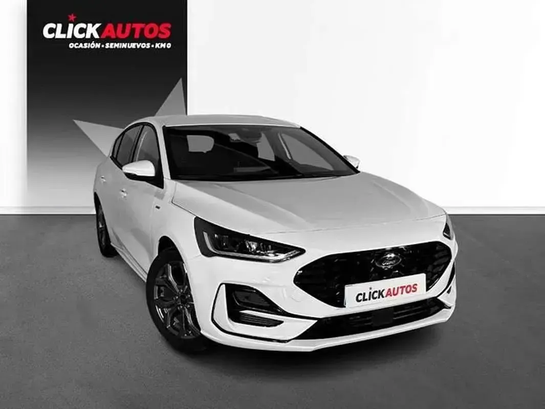 Usado Ford Focus ST-Line 125 CV (91 kW) 2024 Blanco Berlina