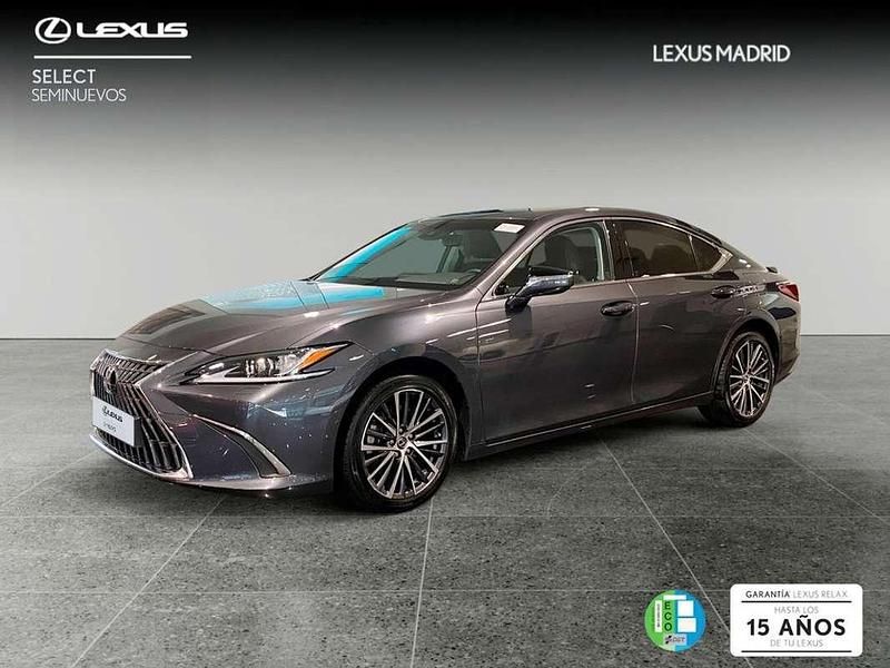 Negro Usado 2025 Lexus ES300 Luxury Line Berlina | 62.995 € - Imagen 1/4