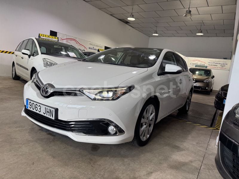 Blanco Usado 2015 Toyota Auris Advance Berlina | 12.000 € (Precio justo) - Imagen 1/4