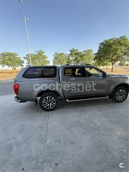 Usado Nissan Navara Tekna 190 CV (139 kW) 2019 Verde Pickup/Camioneta