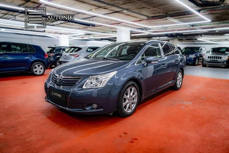 Usado Toyota Avensis Executive 177 CV (130 kW) 2006 Burdeos Familiar