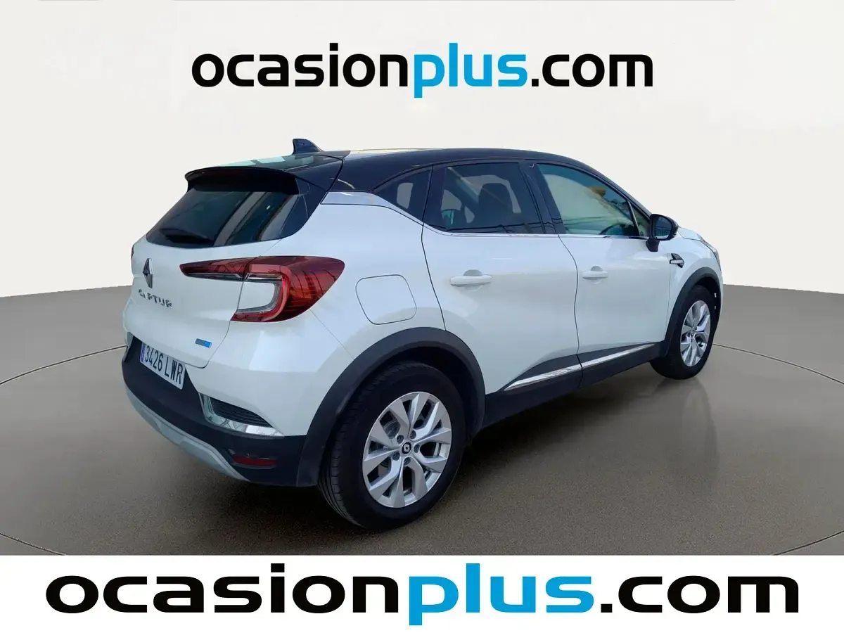 Usado Renault Captur Zen 160 CV (117 kW) 2022 Blanco SUV