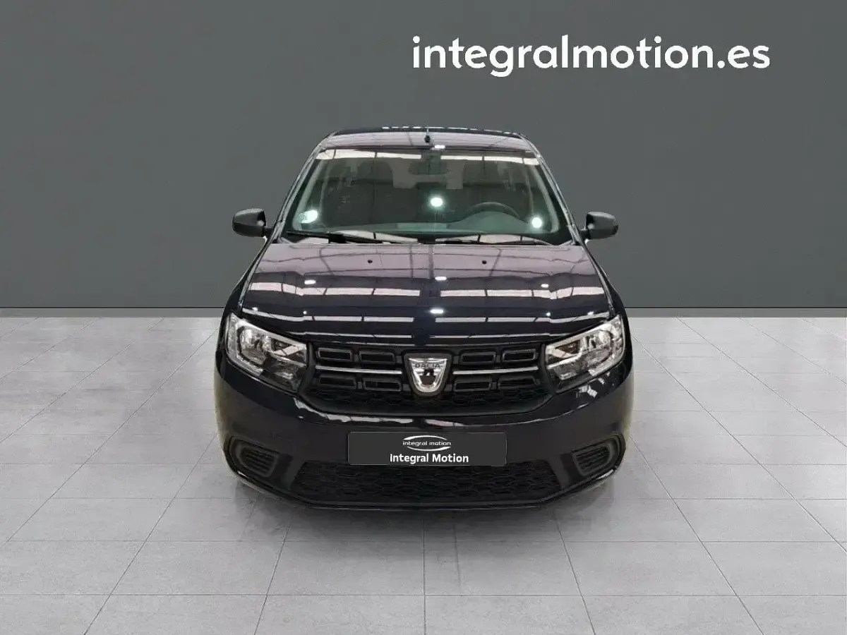 Usado Dacia Logan Ambiance 73 CV (53 kW) 2017 Azul Berlina