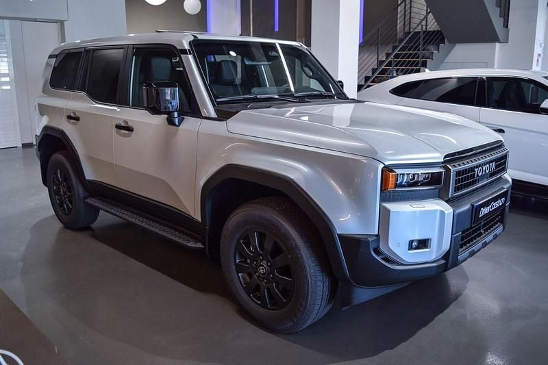 Nuevo Toyota Land Cruiser 207 CV (152 kW) 2025 Blanco SUV