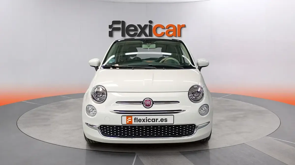 Usado Fiat 500 Dolcevita 70 CV (51 kW) 2023 Blanco Berlina