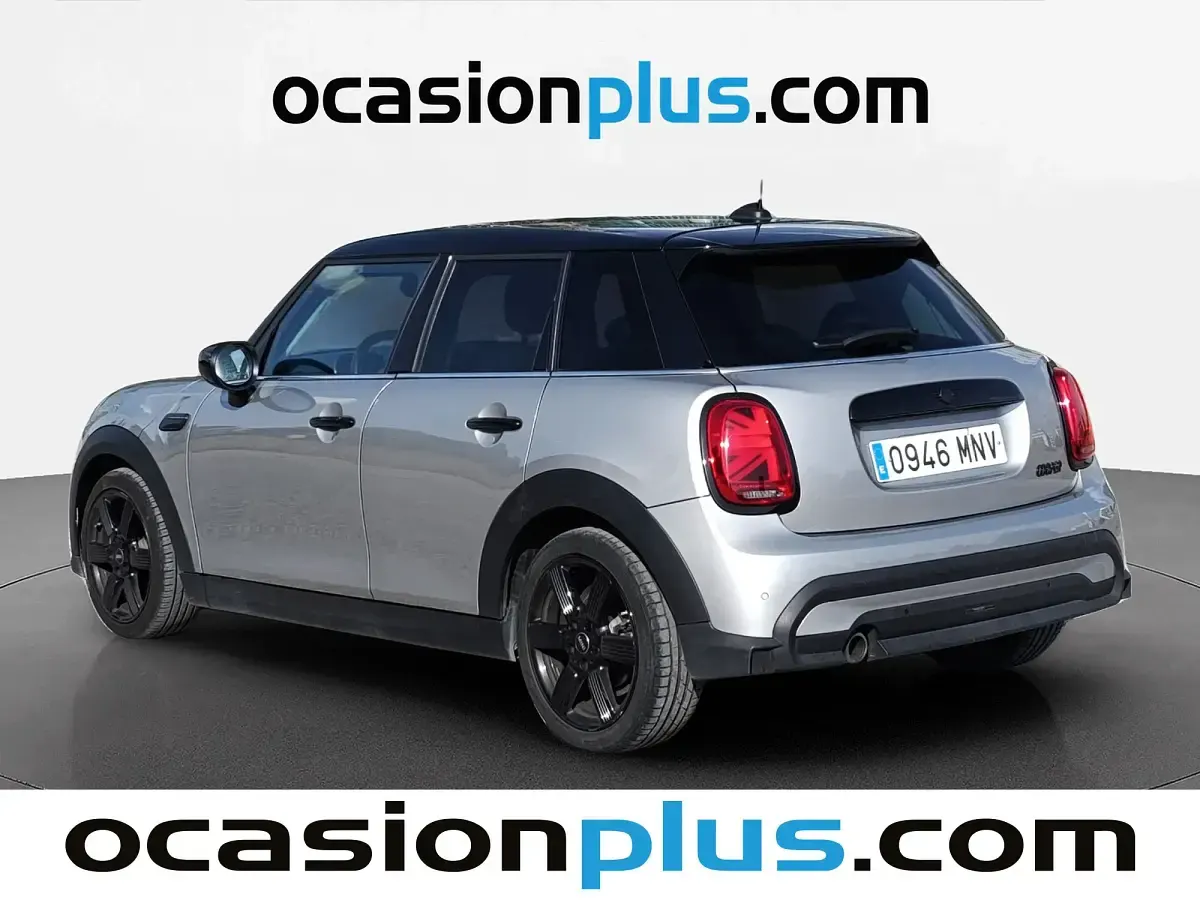 Usado Mini Cooper 136 CV (100 kW) 2024 Gris plata Utilitario