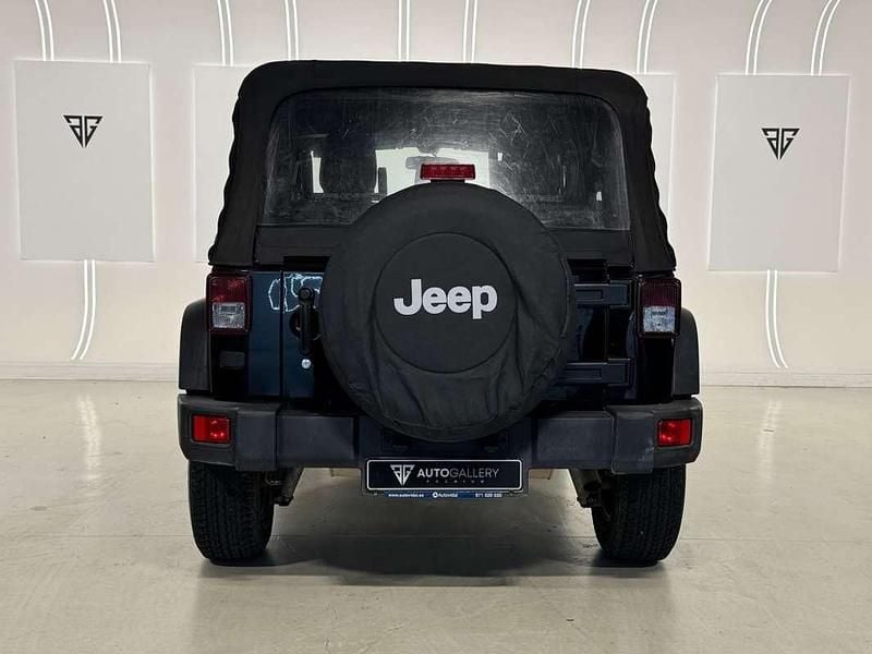 Usado Jeep Wrangler Unlimited Sport 200 CV (147 kW) 2018 Negro SUV