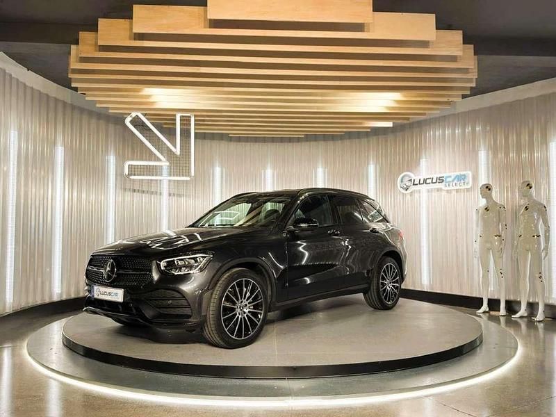 Gris / plata Usado 2021 Mercedes GLC220 SUV | 43.900 € (Un poco caro) - Imagen 1/4