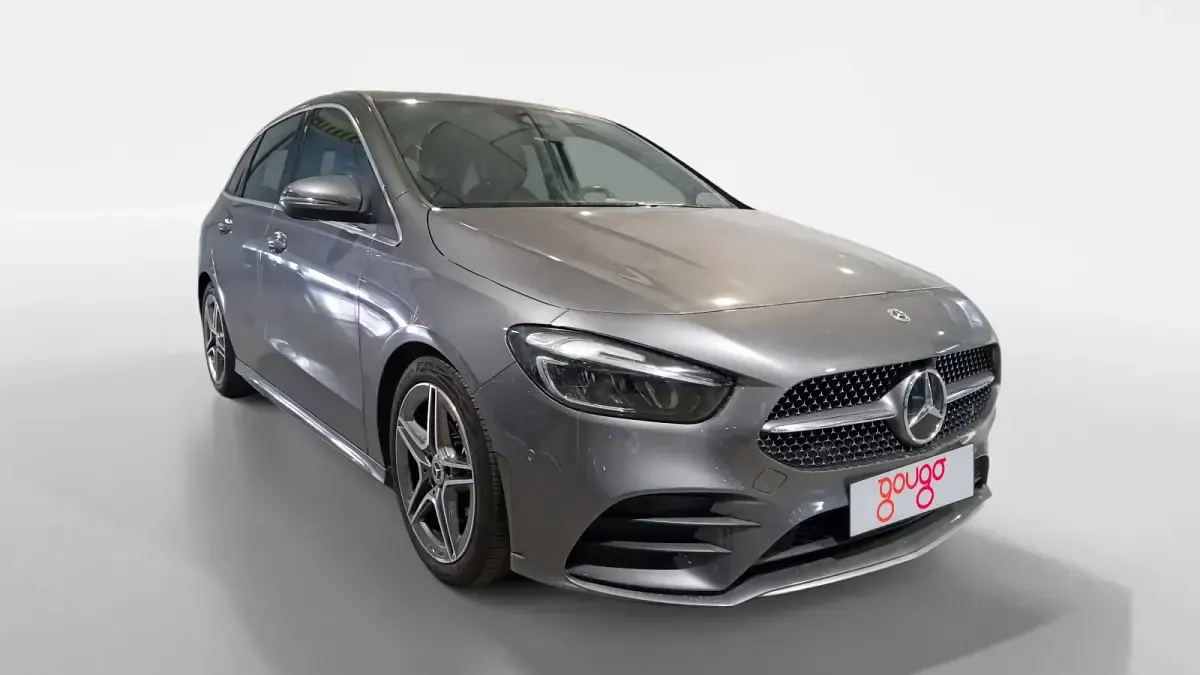 Usado Mercedes B200 150 CV (110 kW) 2025 Gris montaña Utilitario