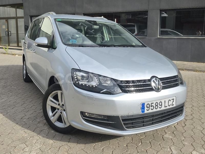 Usado VW Sharan Advance 150 CV (110 kW) 2020 Gris / plata Monovolumen