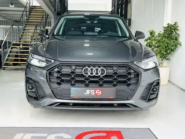 Usado Audi Q5 136 CV (100 kW) 2021 Gris SUV