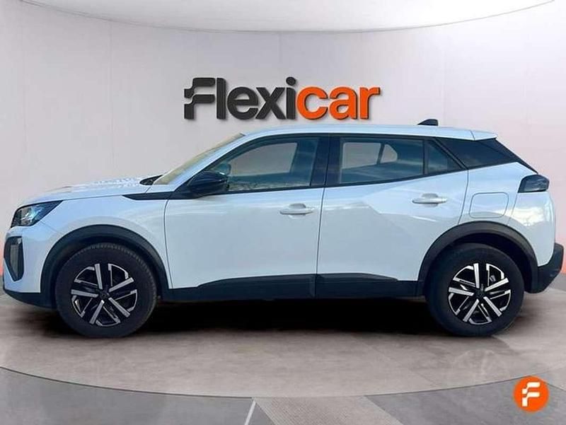 Usado Peugeot 2008 Active 101 CV (74 kW) 2023 Blanco SUV