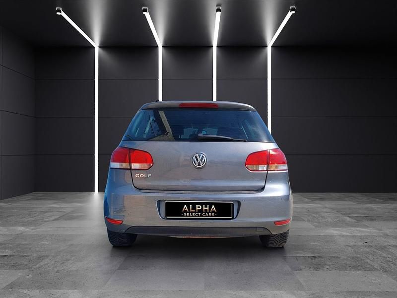 Usado VW Golf VI Advance 105 CV (77 kW) 2011 Gris Utilitario