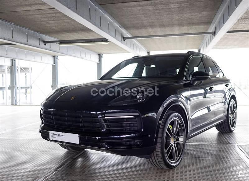 Negro Usado 2021 Porsche Cayenne SUV | 63.880 € - Imagen 1/4