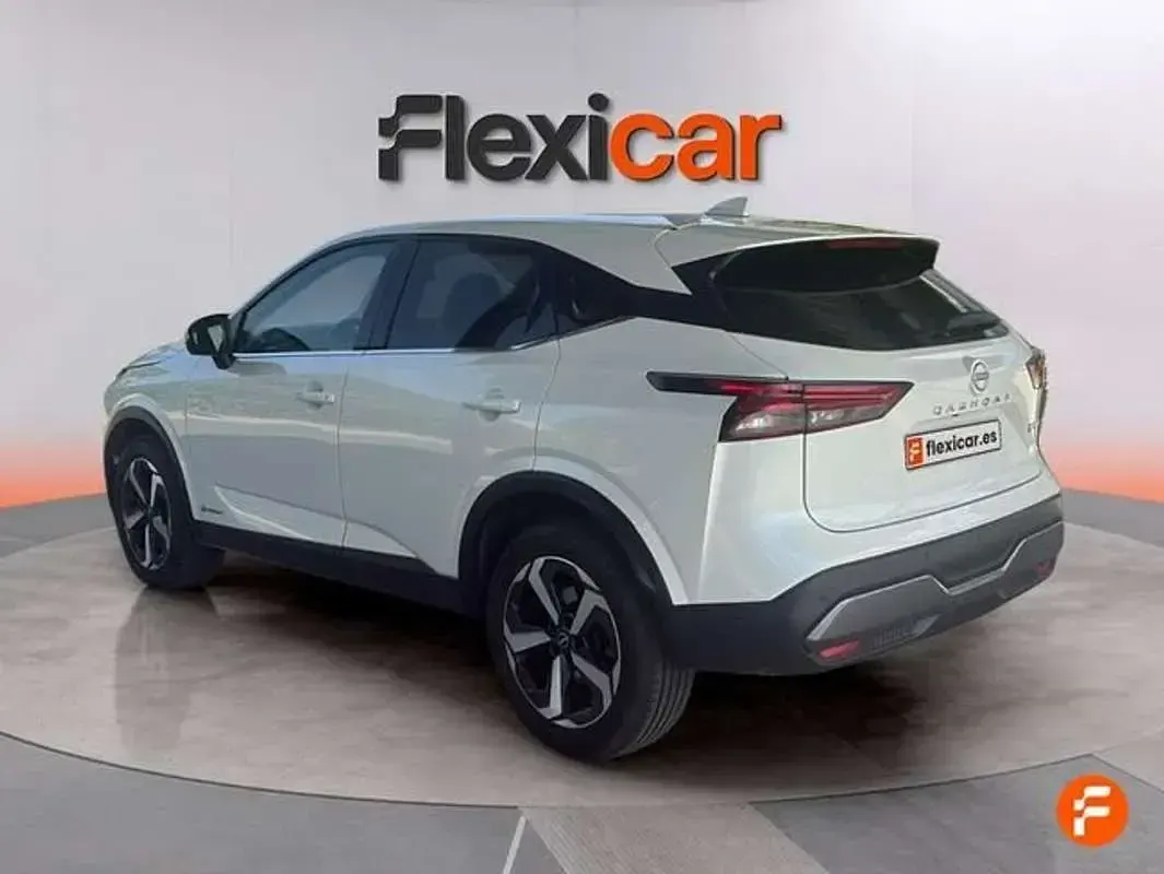 Usado Nissan Qashqai N-Connecta 190 CV (139 kW) 2023 Blanco SUV