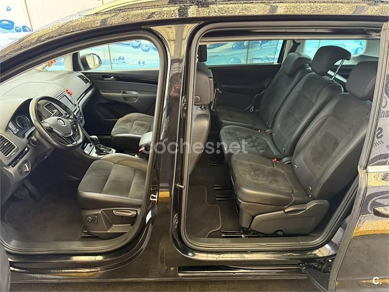 Usado VW Sharan Sportline 177 CV (130 kW) 2019 Negro Monovolumen