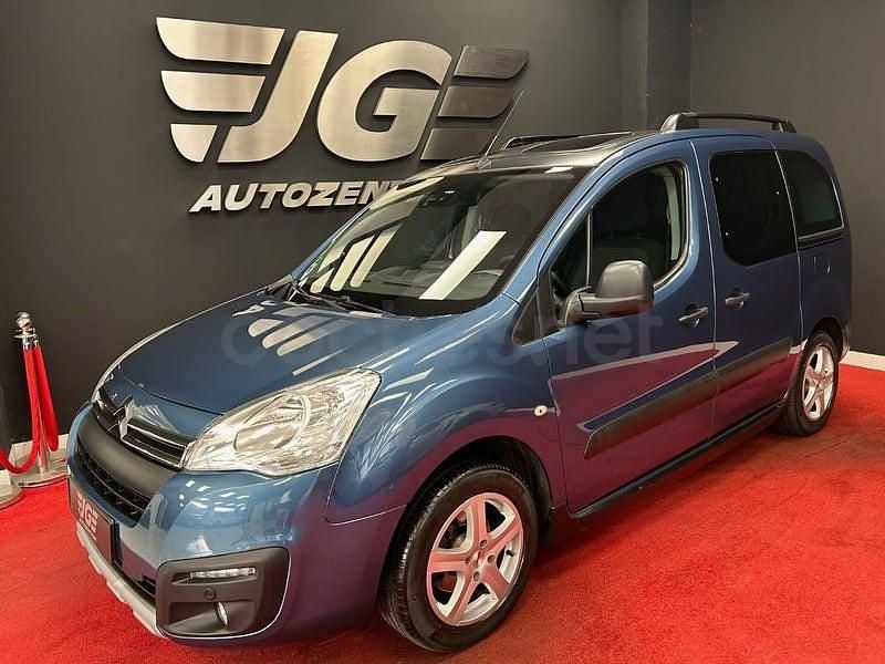 Usado Citroën Berlingo XTR 120 CV (88 kW) 2017 Azul Monovolumen