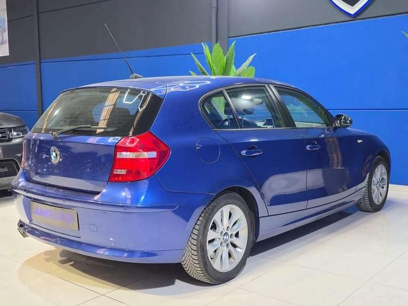 Usado BMW 118 143 CV (105 kW) 2010 Azul Utilitario