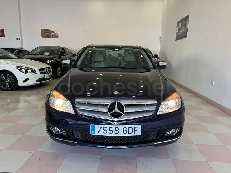 Usado Mercedes C220 Avantgarde 170 CV (125 kW) 2008 Azul Berlina
