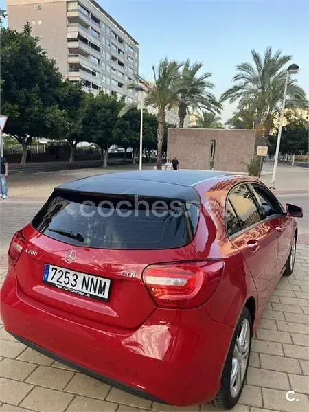 Usado Mercedes A200 AMG 136 CV (100 kW) 2013 Rojo Utilitario