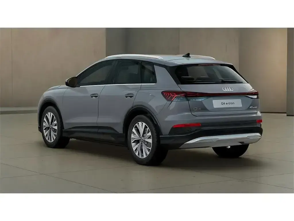 Nuevo Audi Q4 e-tron Advanced Plus 150 kW (204 CV) 2026 Gris SUV