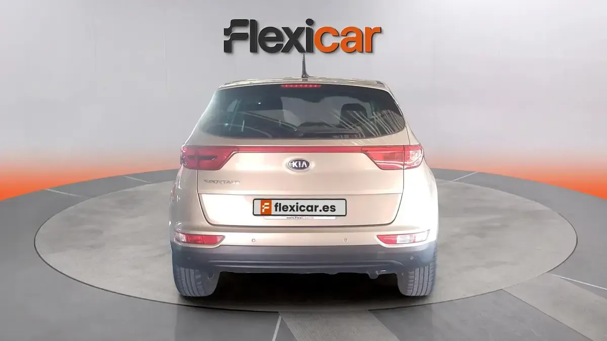 Usado Kia Sportage 132 CV (97 kW) 2018 Beige SUV