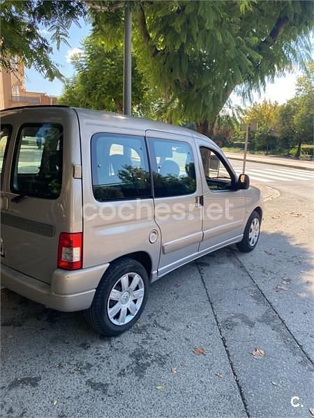 Beige Usado 2009 Citroën Berlingo Monovolumen | 4350 € (Buen precio) - Imagen 1/2
