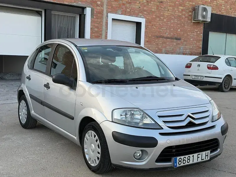 Usado Citroën C3 Exclusive 70 CV (51 kW) 2007 Gris / plata Berlina