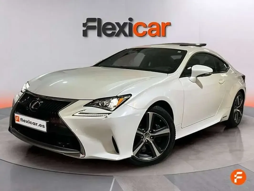 Usado Lexus RC300h Executive Line 223 CV (164 kW) 2017 Blanco Coupe