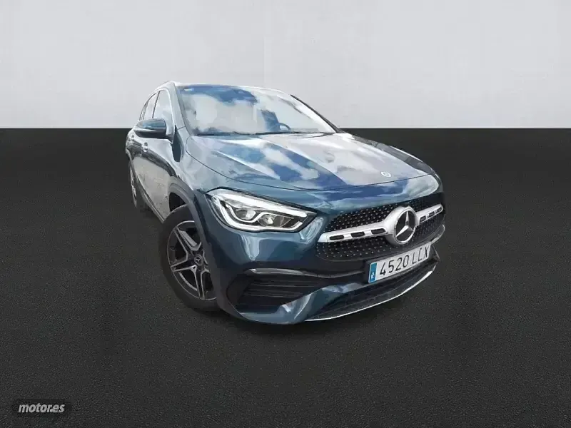 Usado Mercedes GLA200 150 CV (110 kW) 2020 Azul SUV