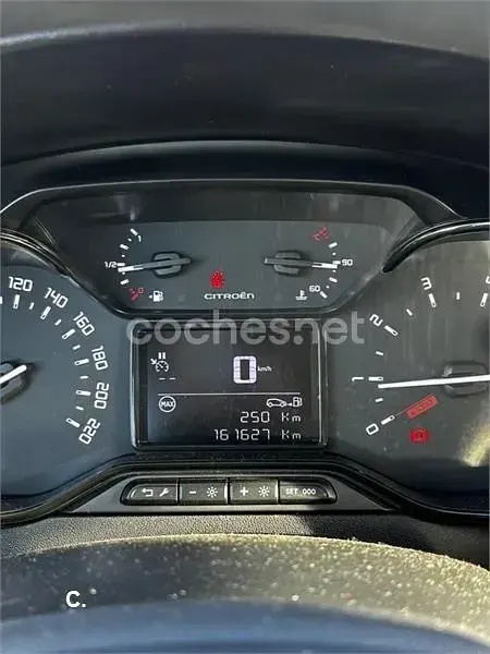 Usado Citroën C3 Feel 68 CV (50 kW) 2017 Azul Berlina