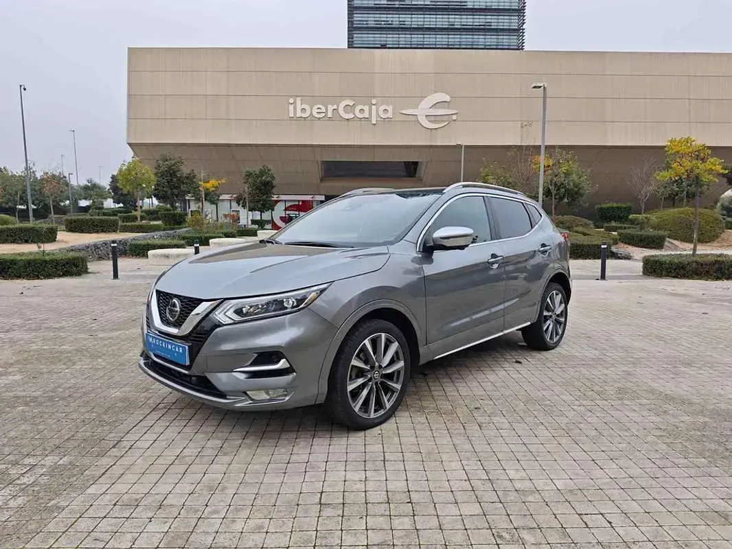 Usado Nissan Qashqai 139 CV (102 kW) 2020 Gris SUV