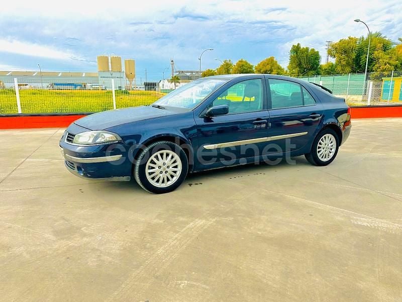 Usado Renault Laguna III Authentique 110 CV (80 kW) 2007 Azul Berlina