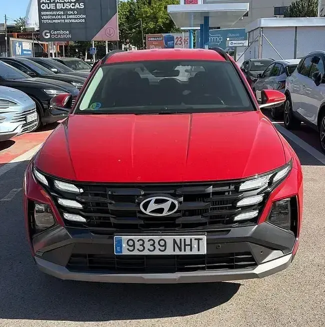 Usado Hyundai Tucson 160 CV (117 kW) 2025 Rojo SUV