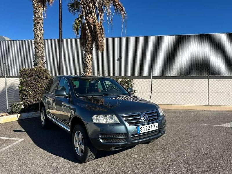Gris Usado 2004 VW Touareg R SUV | 6950 € (Buen precio) - Imagen 1/4