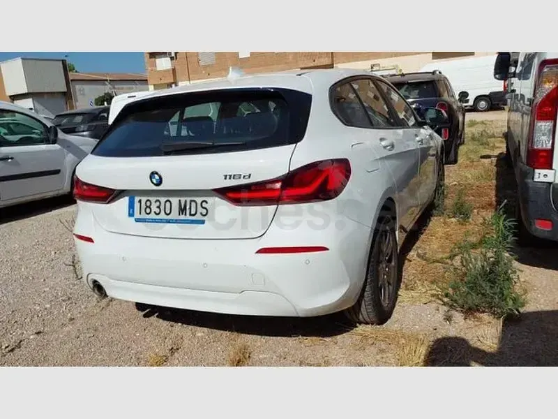 Usado BMW 116 116 CV (85 kW) 2023 Blanco Utilitario