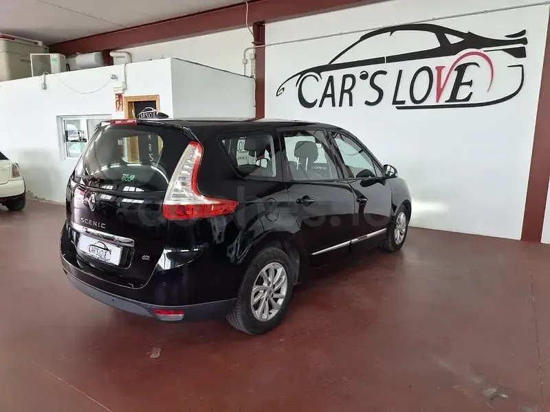Usado Renault Grand Scénic III Dynamique 130 CV (95 kW) 2012 Negro Monovolumen
