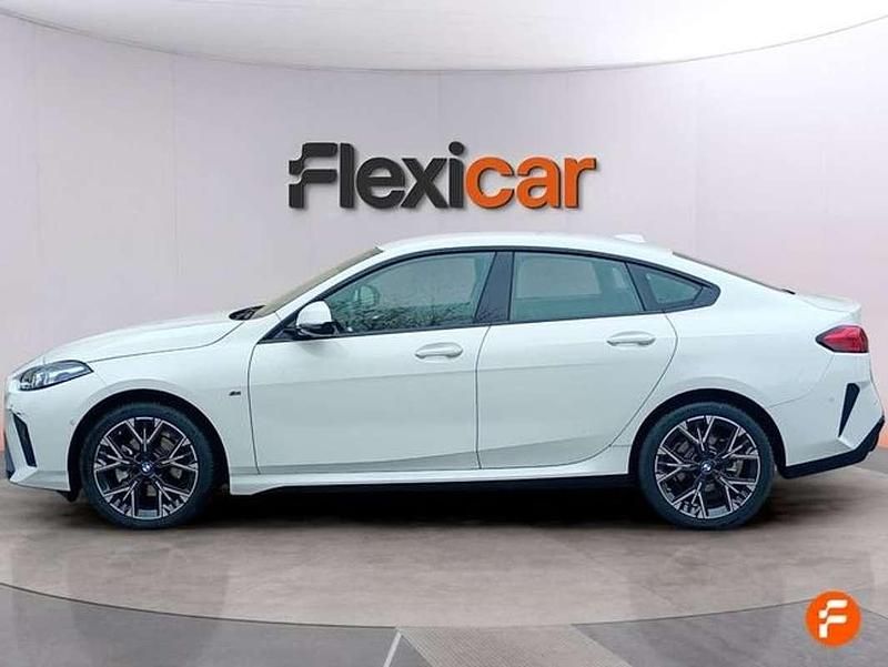 Usado BMW 218 150 CV (110 kW) 2025 Blanco Coupe