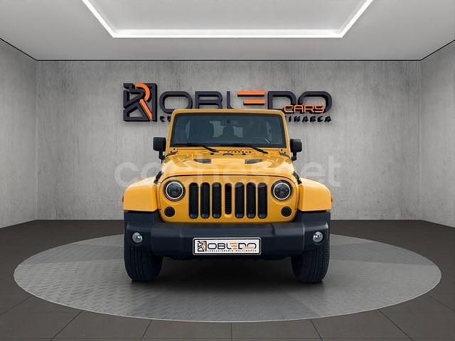 Usado Jeep Wrangler Unlimited Sahara 200 CV (147 kW) 2015 Amarillo SUV