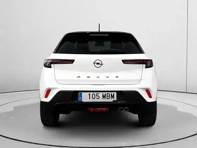 Usado Opel Mokka GS Line 130 CV (95 kW) 2022 Blanco SUV