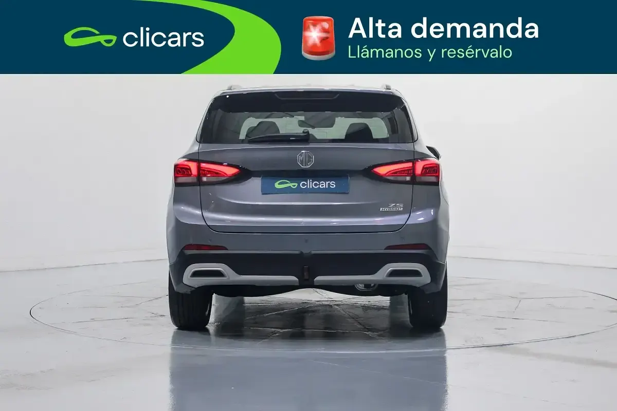 Nuevo MG ZS Luxury 102 CV (75 kW) 2026 Gris SUV