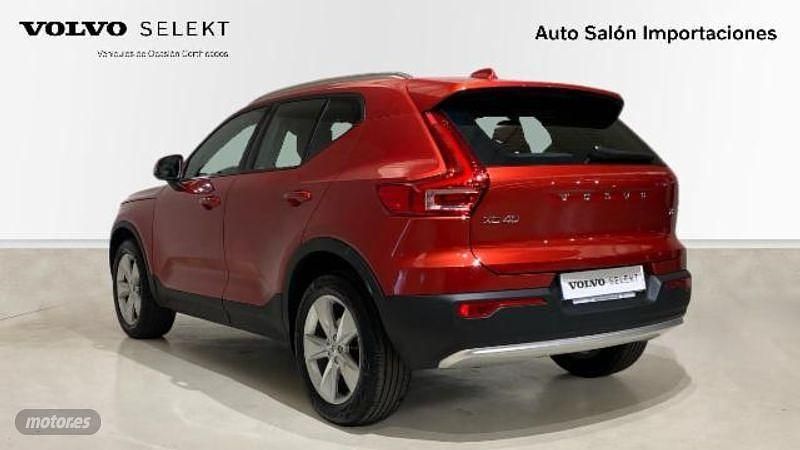 Usado Volvo XC40 Core 129 CV (94 kW) 2023 Rojo SUV
