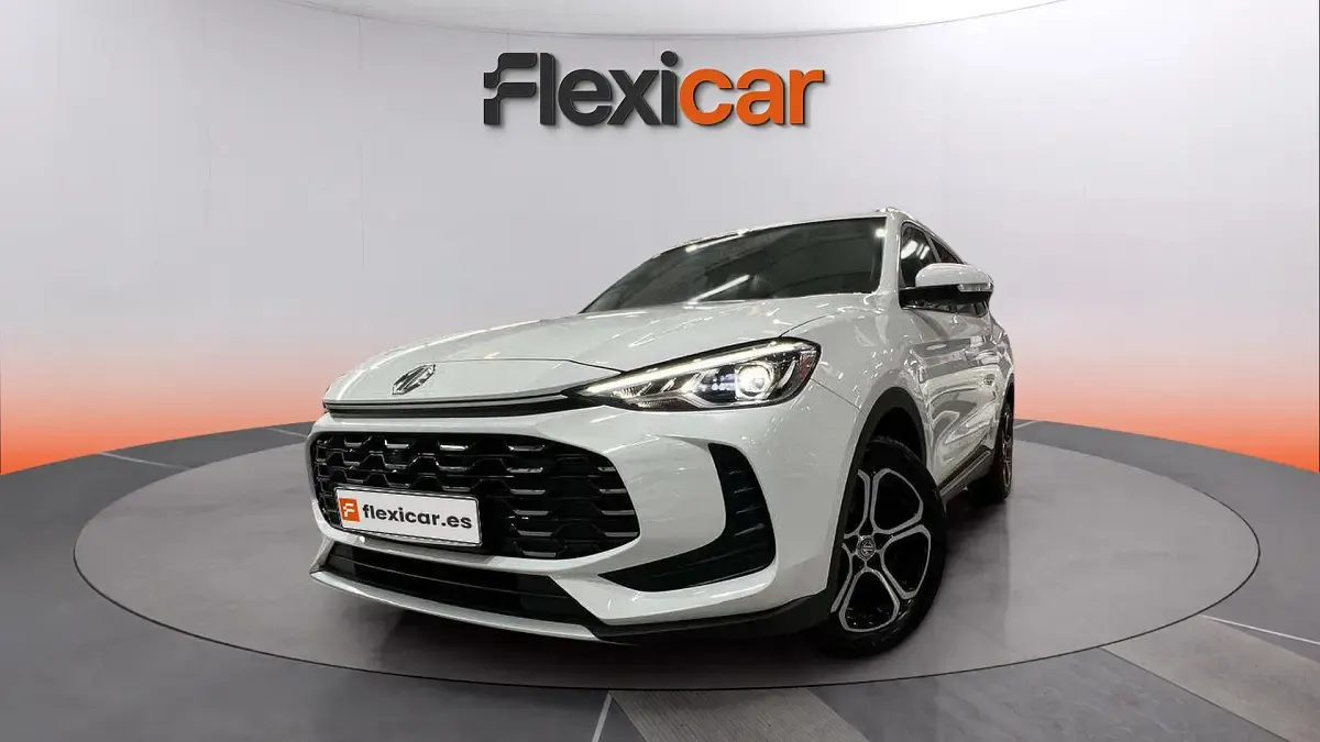 Usado MG ZS Comfort 197 CV (144 kW) 2025 Blanco SUV