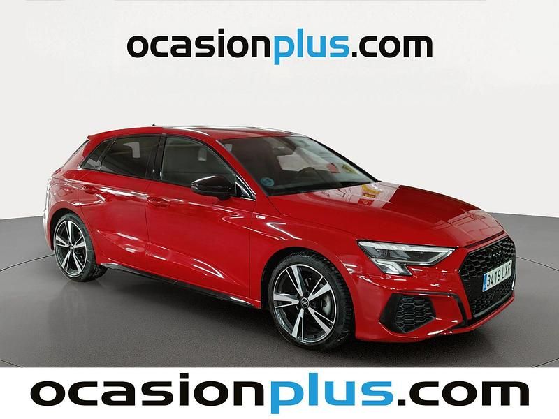 Usado Audi A3 Sportback 150 CV (110 kW) 2022 Rojo Utilitario