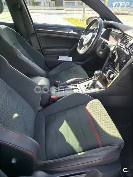 Usado VW Golf VII GTI 245 CV (180 kW) 2018 Negro Berlina