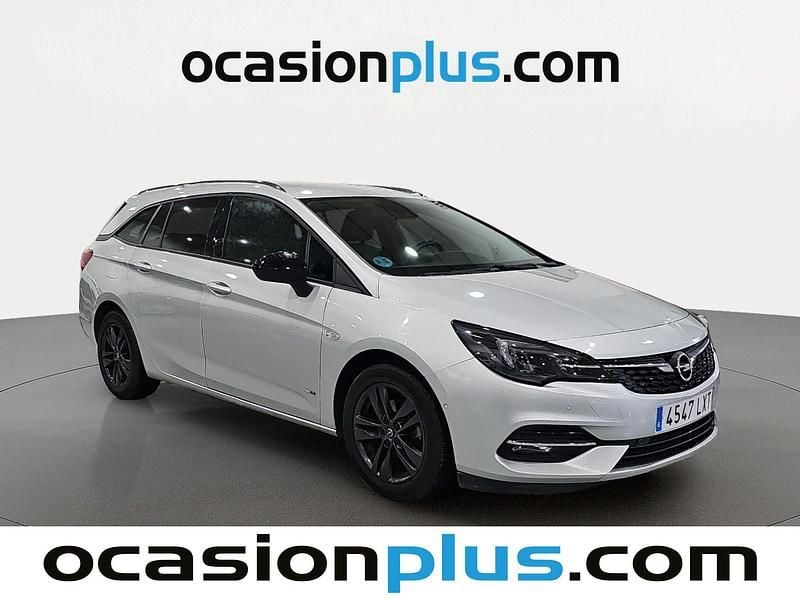 Usado Opel Astra Business 145 CV (106 kW) 2022 Gris plata Monovolumen
