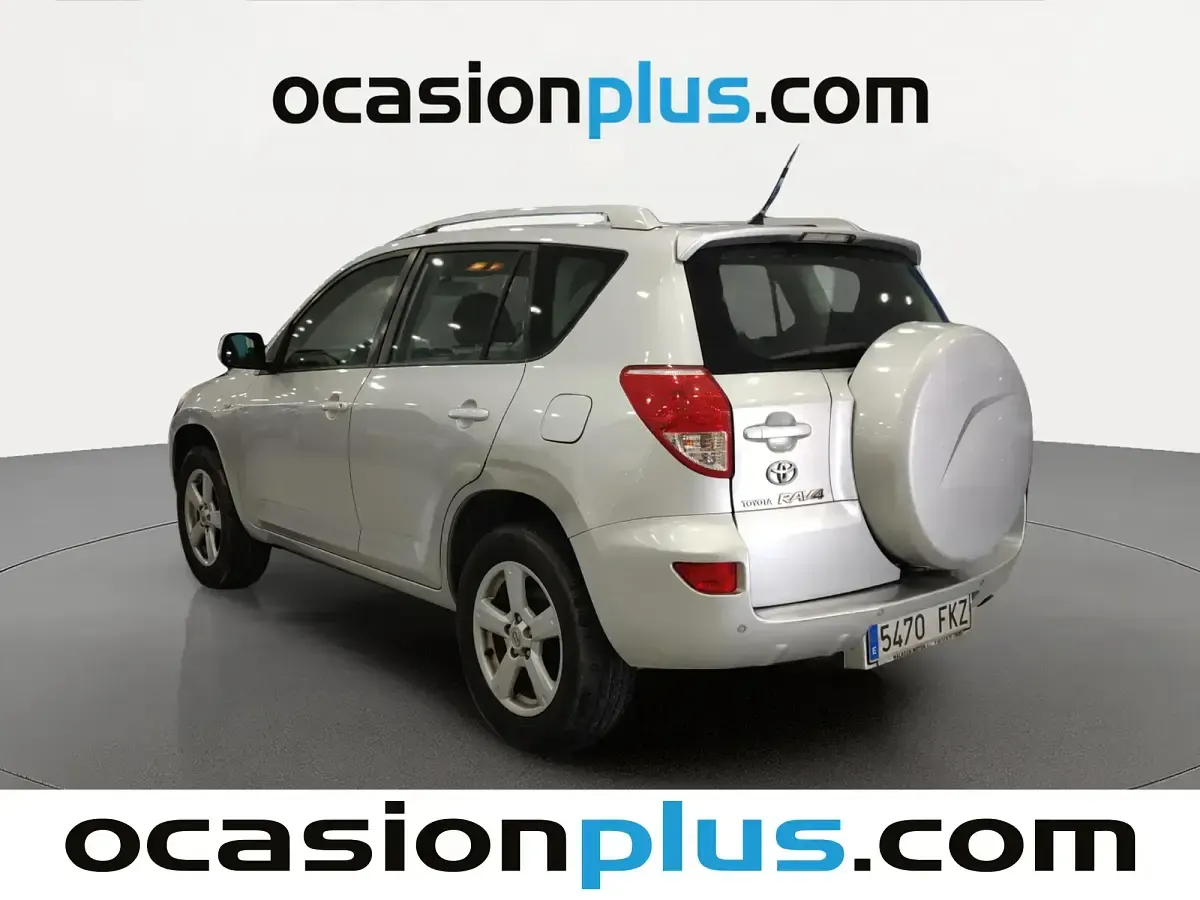 Usado Toyota RAV4 Sol 152 CV (111 kW) 2007 Gris SUV