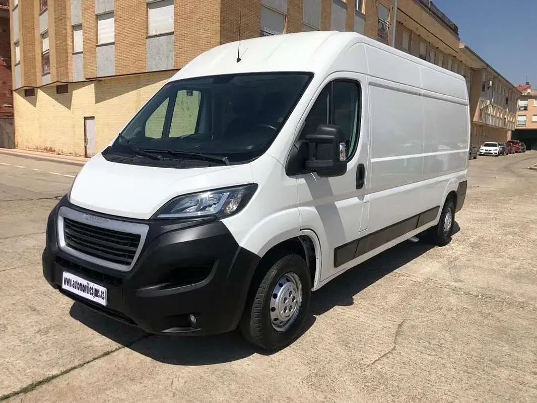 Usado Peugeot Boxer 131 CV (96 kW) 2019 Blanco Van
