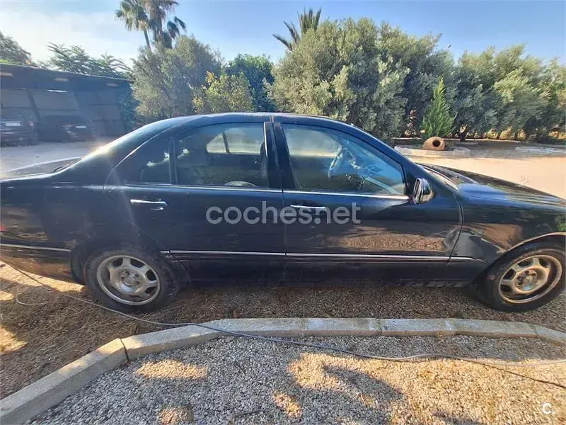 Usado Mercedes S320 197 CV (144 kW) 2000 Azul Berlina