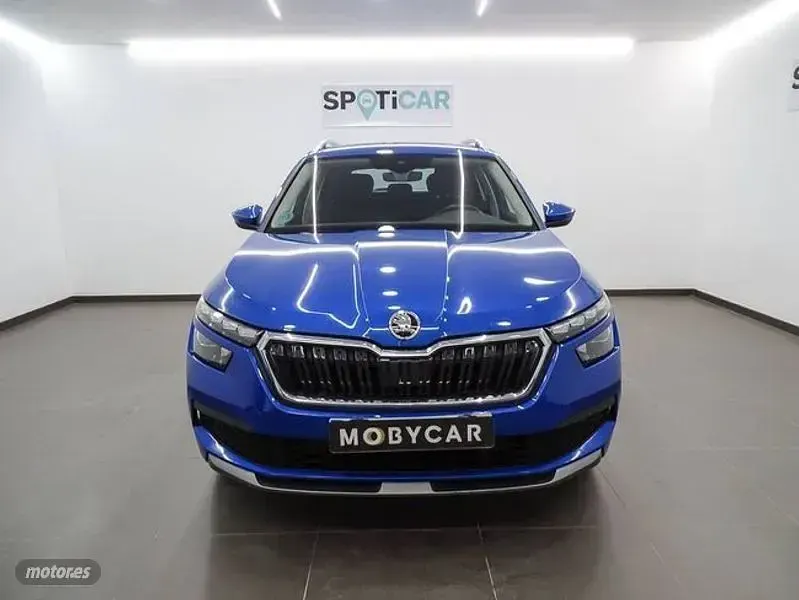 Usado Skoda Kamiq Style 150 CV (110 kW) 2022 Azul SUV
